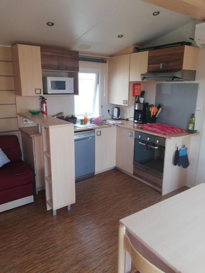 Grand Mobil Home 3Chbr 2Sdb Camping La Carabasse Vias Exterior photo